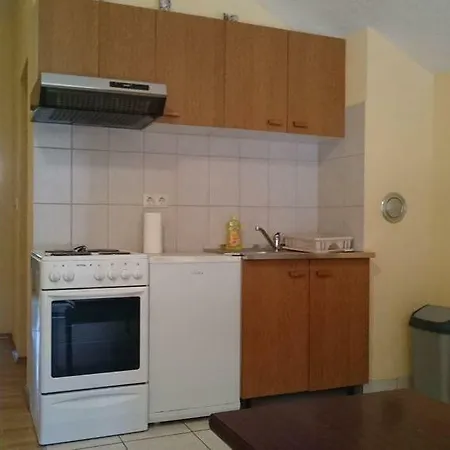 Appartement With Parking Space - 11782 Trogir