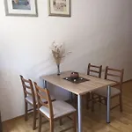 Apartman With Parking Space - 11782 *