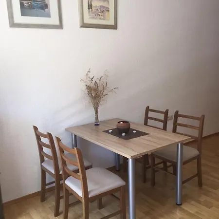 Apartman With Parking Space - 11782 *