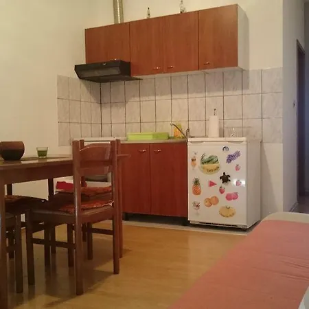 With Parking Space - 11782 Trogir