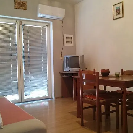 Apartmán With Parking Space - 11782